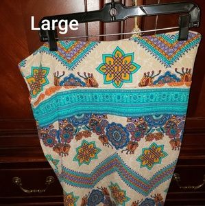 NWT Lularoe Cassie Skirt Large